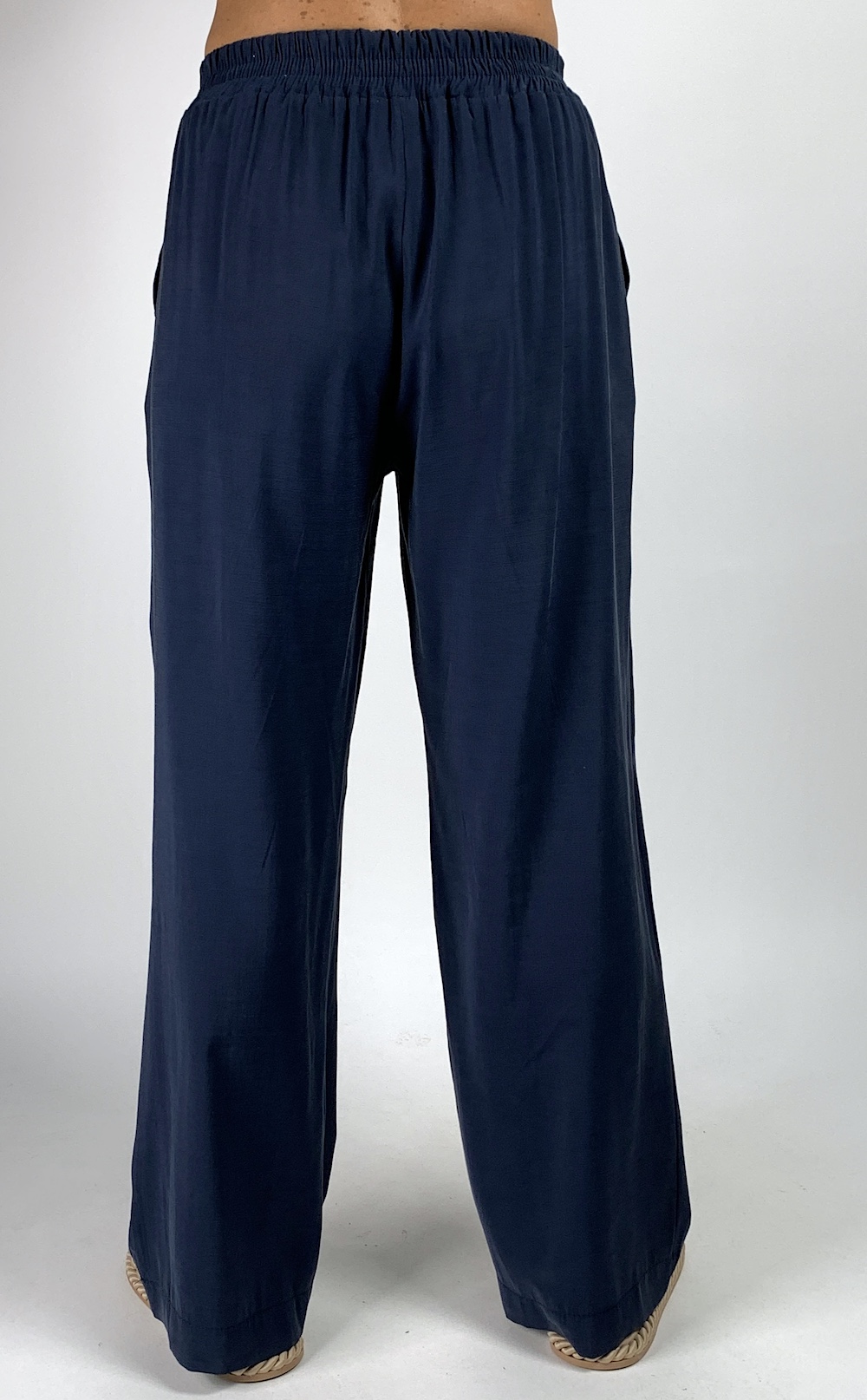 Віскозні сині брюки з кишенями прямого крою італійського бренду Motel