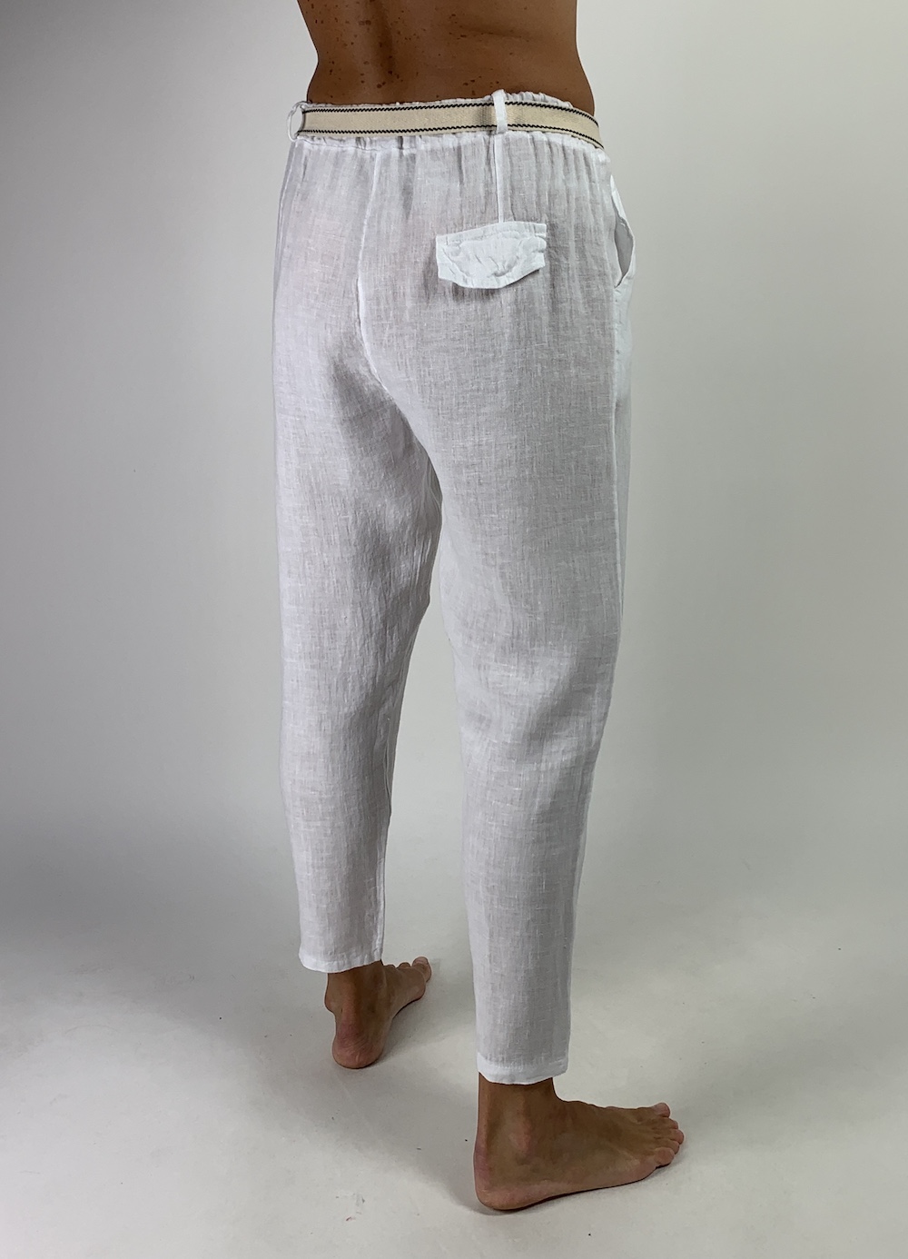 Вкорочені білі легкі літні лляні брюки з кишенями італійського бренду Motel 