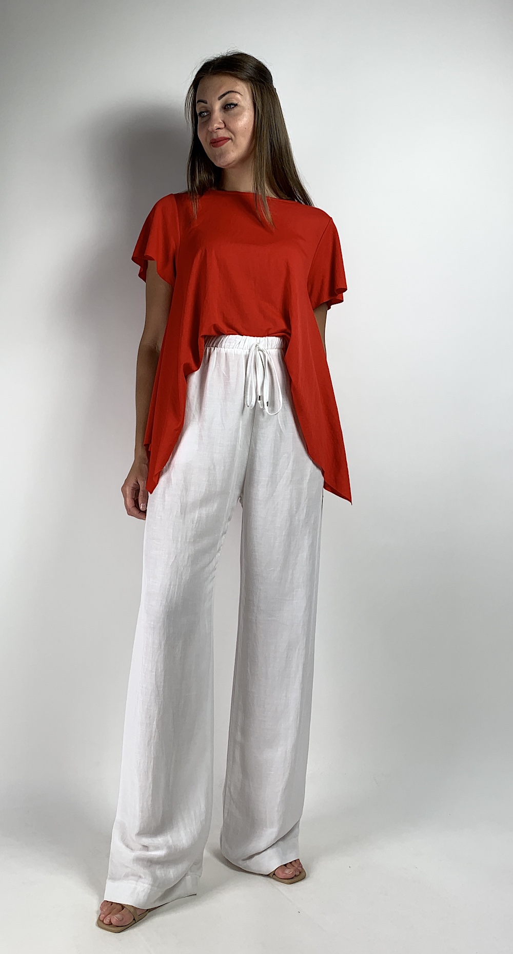 Червона футболка-блуза вільного крою італійського бренду Rinascimento