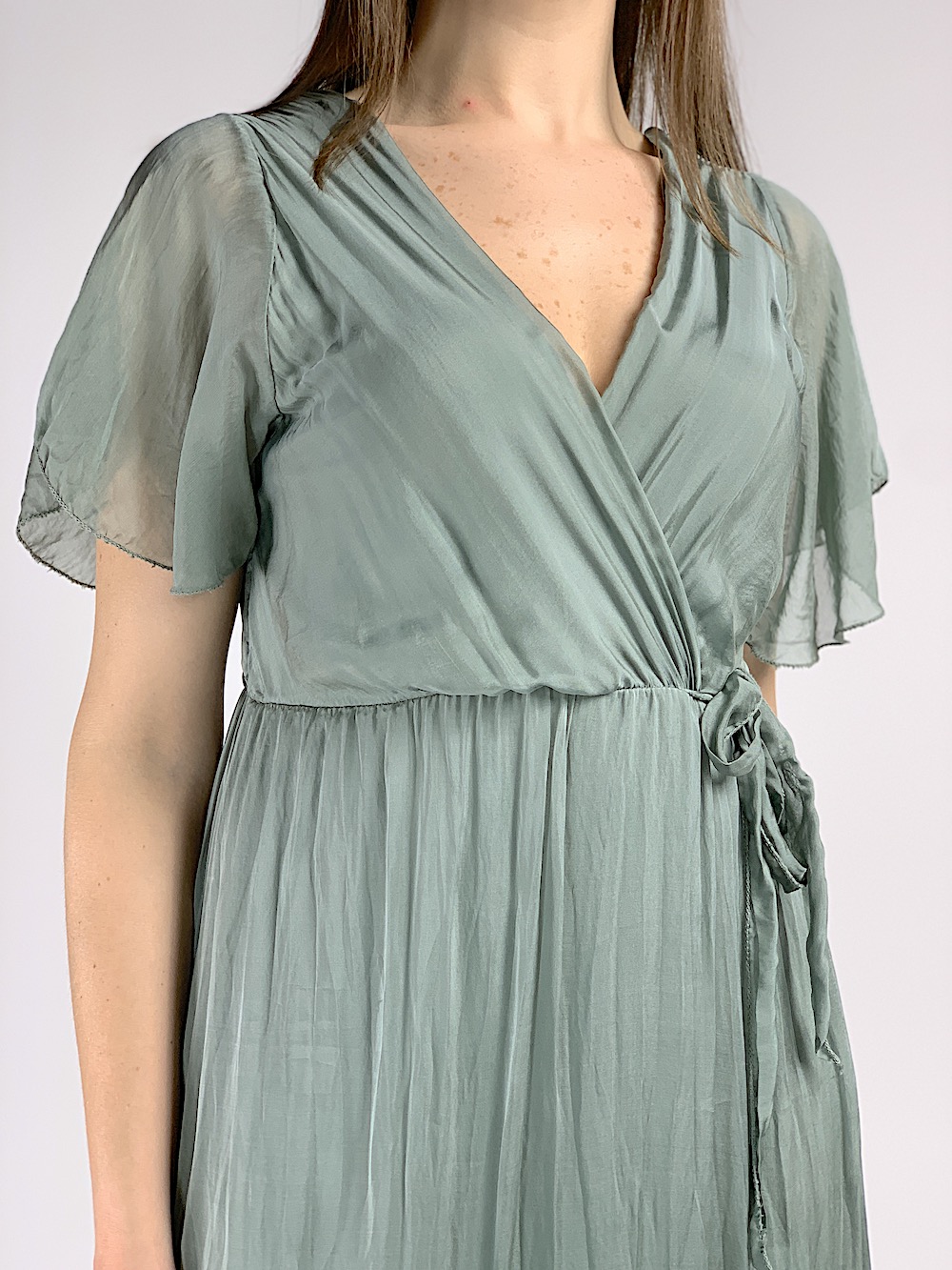 Літня шовкова сукня довжини максі оливкового кольору Joleen