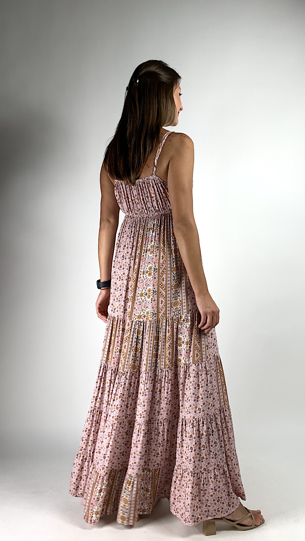 Тонка котонова літня довга сукня на тонких брітелях в рожевому відтинку італійського бренду Dixie