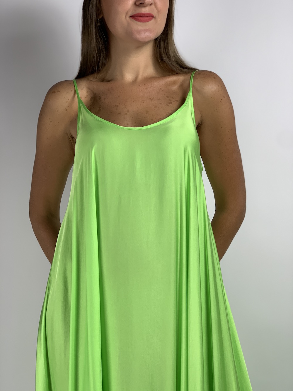 Зелена віскозна максі сукня на тонких брителях, італійського бренду  Motel