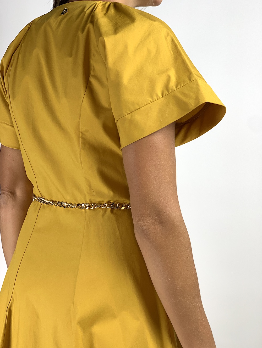 Шафранова бавовняна літня сукня довжини міді італійського бренду  Dixie