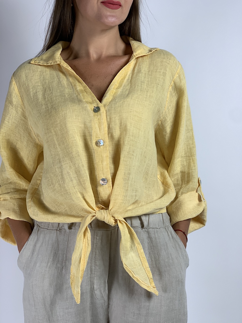 Жовта льняна сорочка з ґудзиками італійського бренду  Motel