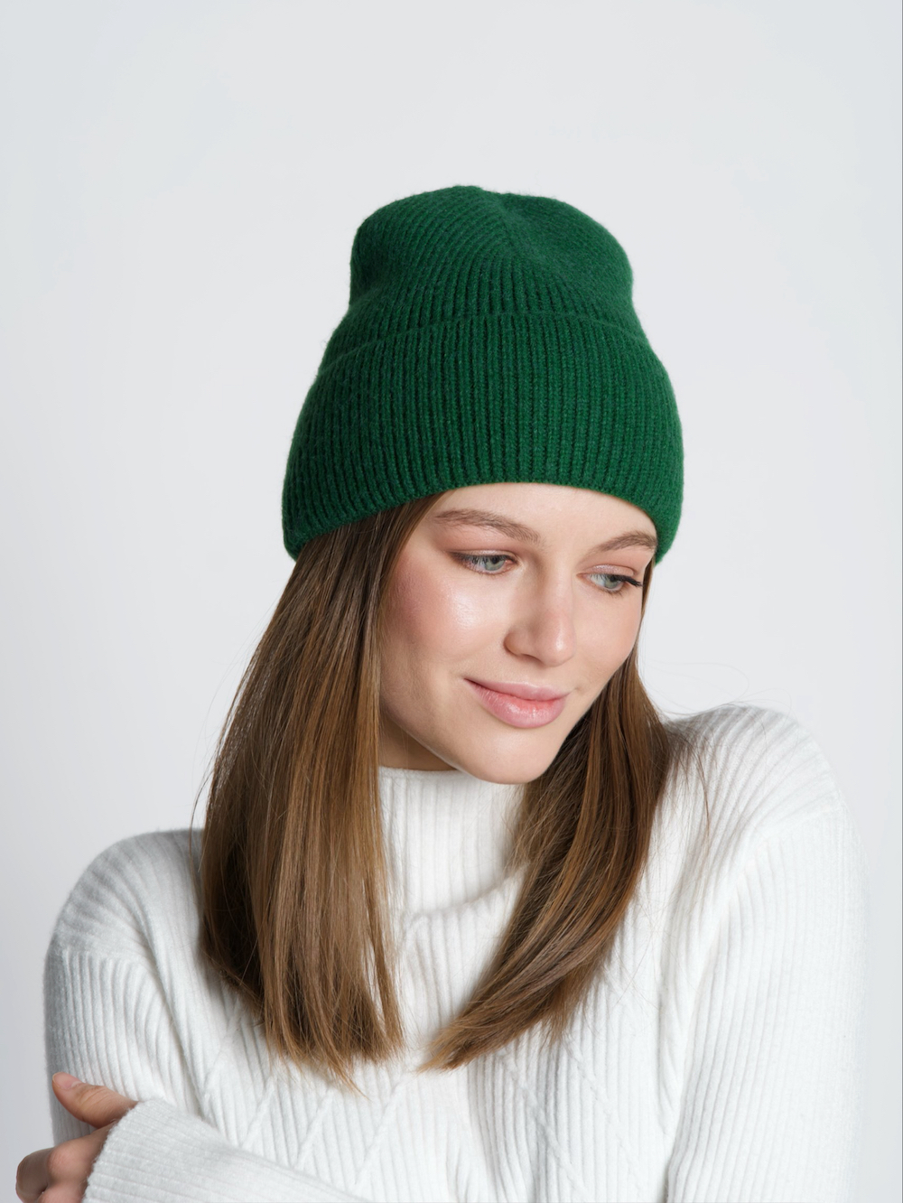 Зелена шапка з вовною італійського бренду Joleen