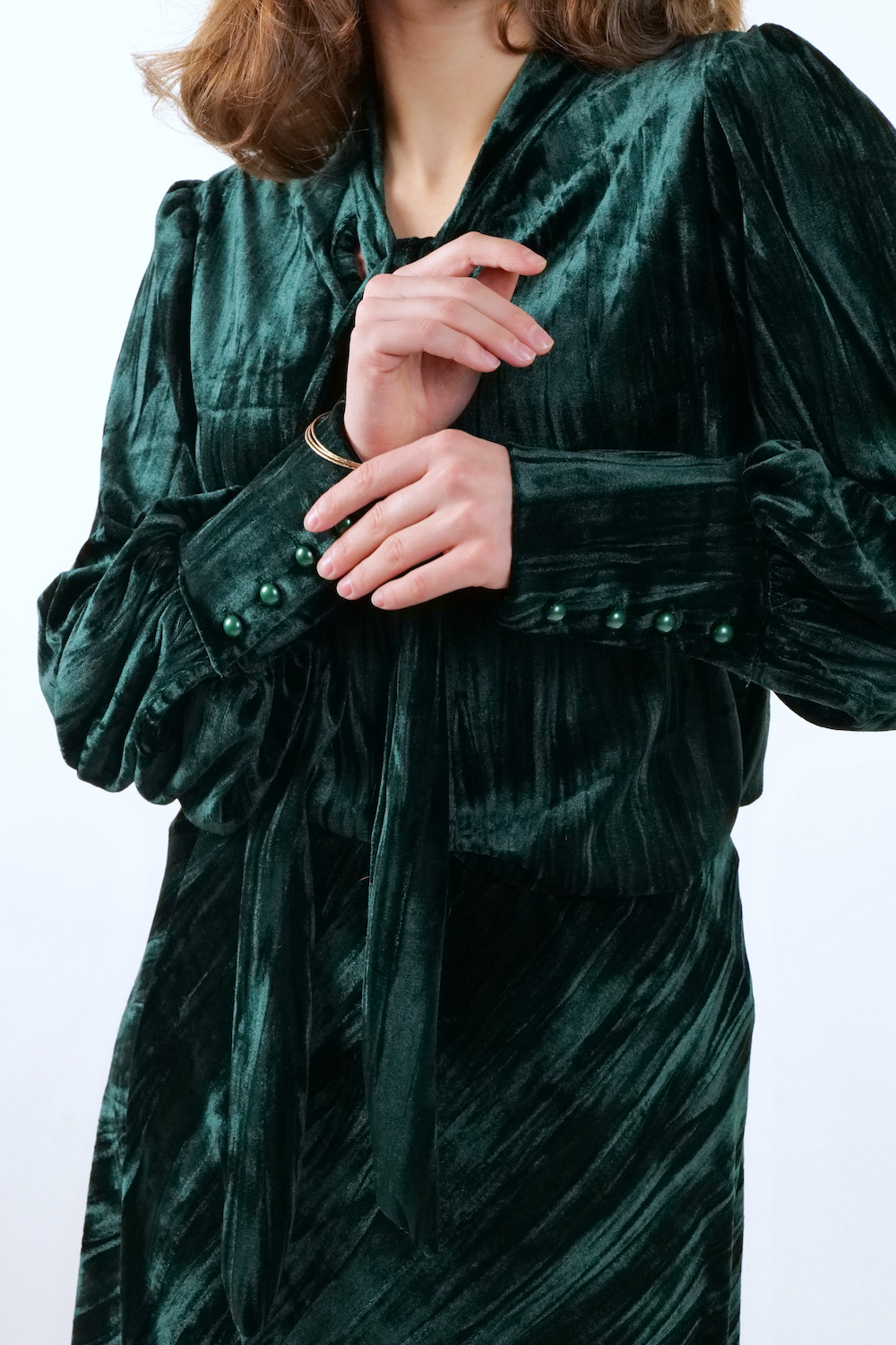 Оксамитова блуза смарагдового кольору італійського бренду Motel