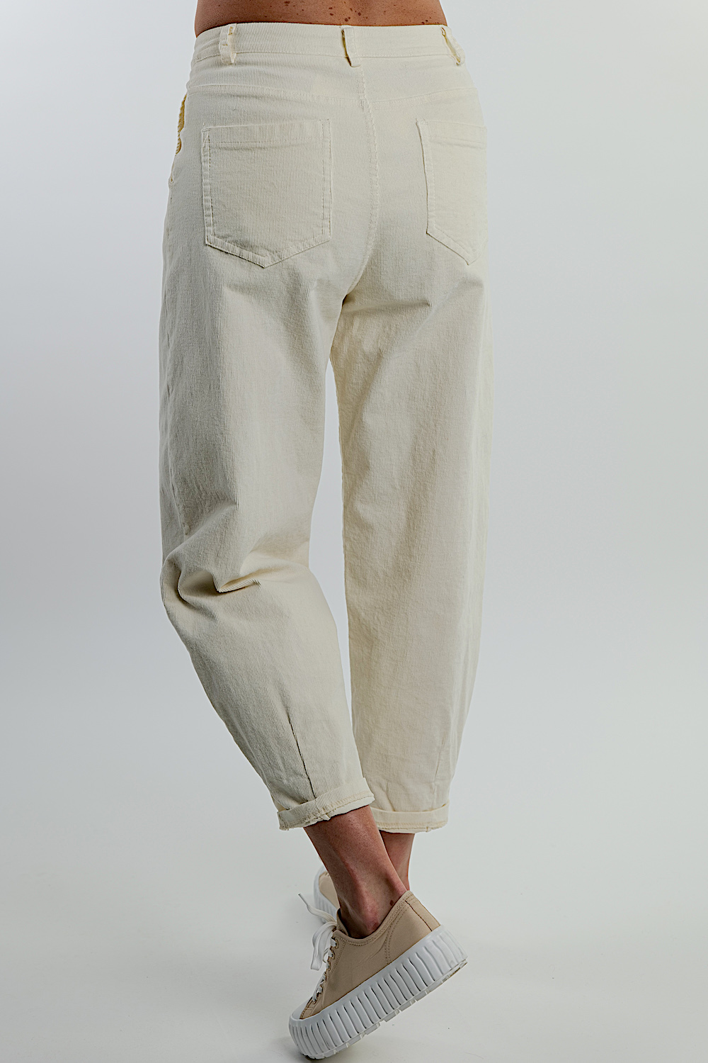 Молочні брюки з мікро вільвету італійського бренду Dixie