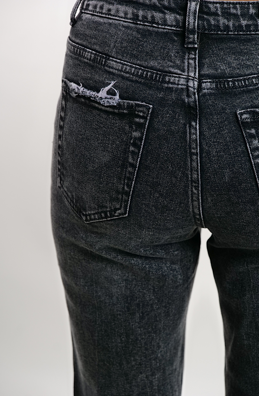 Серые джинсы скини итальянского бренда No-Na
