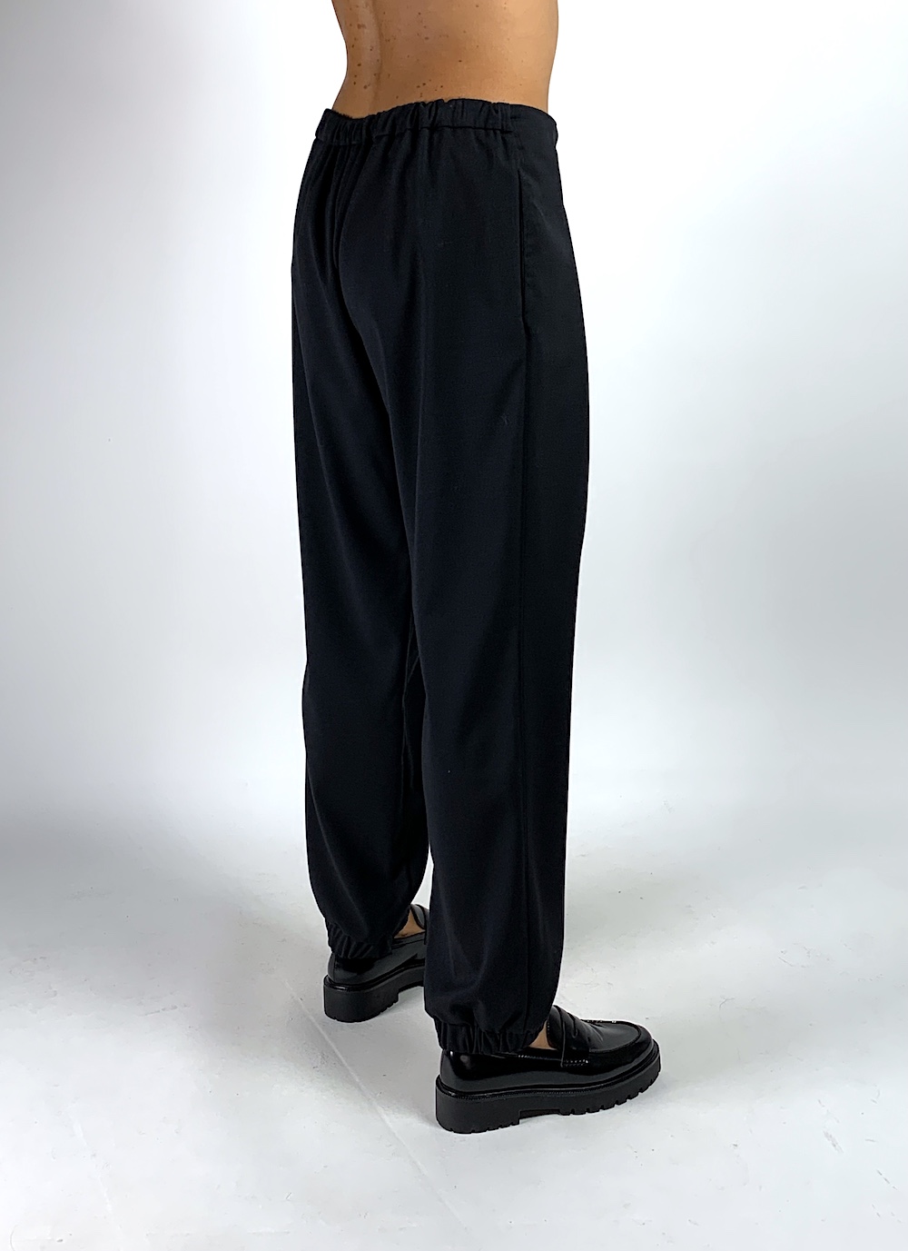 Чорні віскозні брюки звужені до низу італійського бренду Imperial
