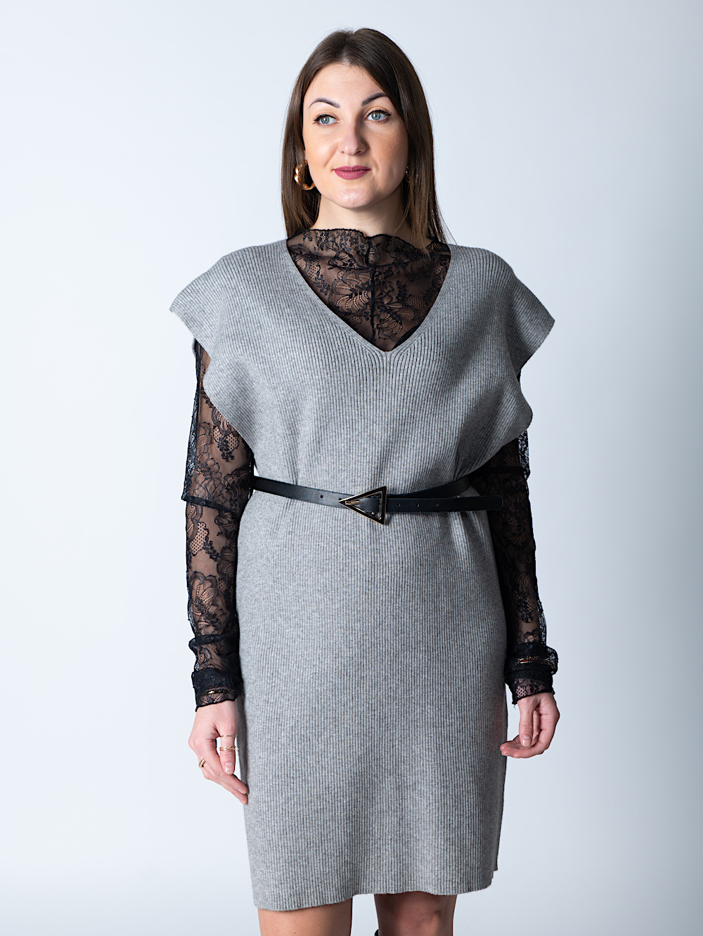 Сіра трикотажна сукня без рукавів італійського бренду  J-Clair