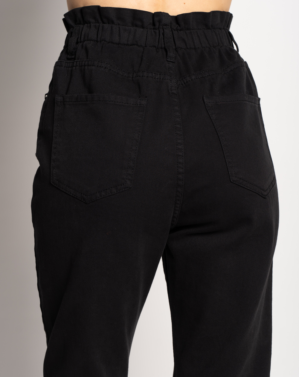 Чорні джинси з високою посадкою італійського бренду Joleen