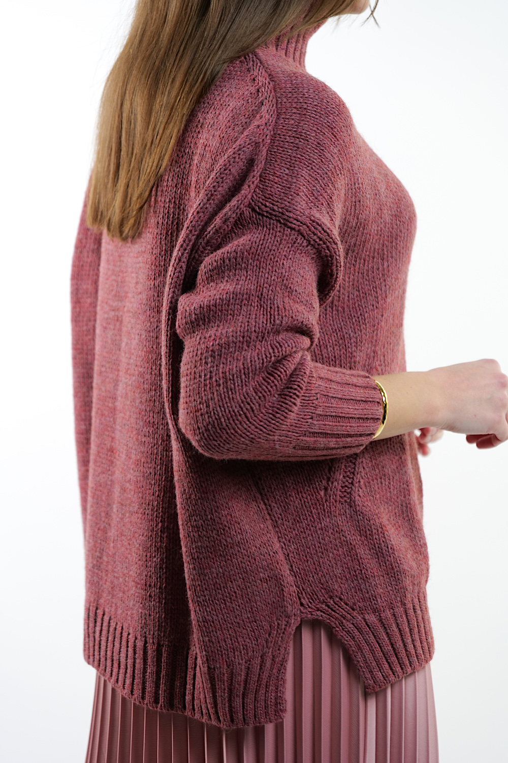Теплий светр з шерстю вовни та альпаки колір антична роза італійського бренду Joleen