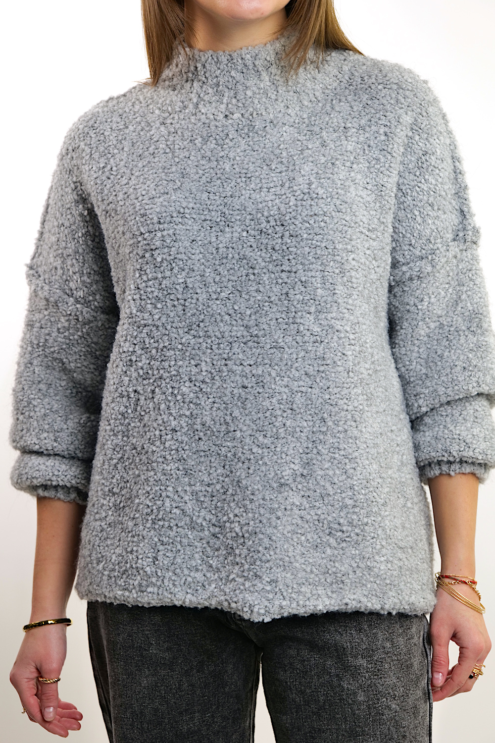 Сірий букльований светр комір стойка італійського бренду No-Na